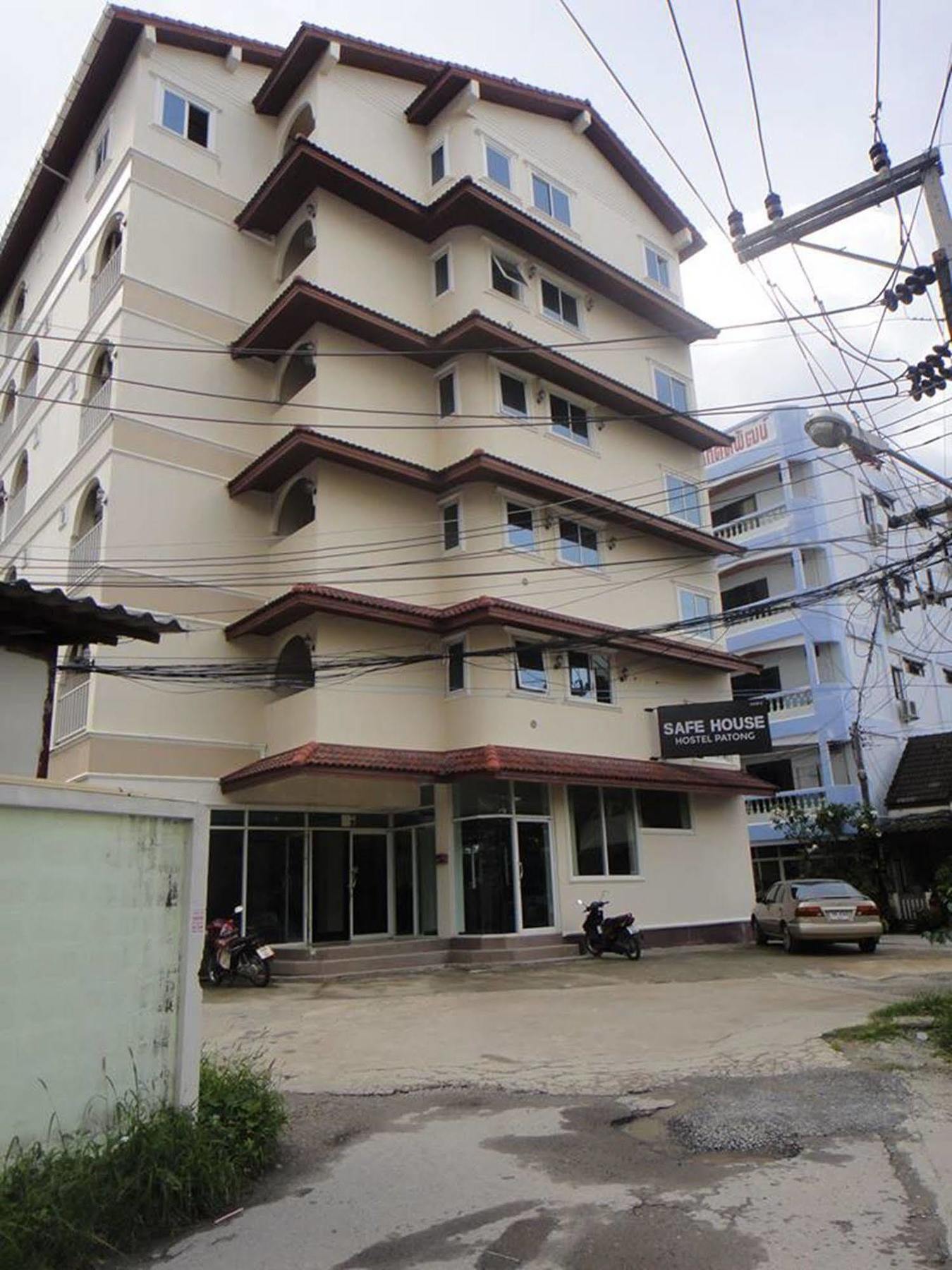 Safe House Hostel Patong Luaran gambar